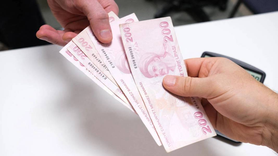 2025 asgari ücret için ilk toplantı başladı! İşte konuşulan zam senaryoları 13